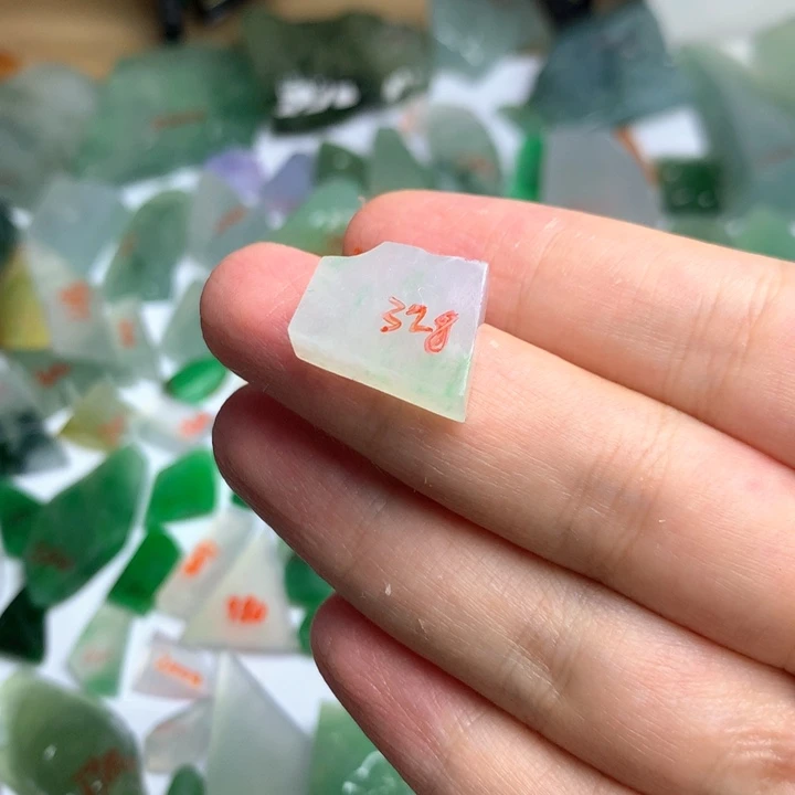 定制翡翠未镶嵌缅甸翡翠