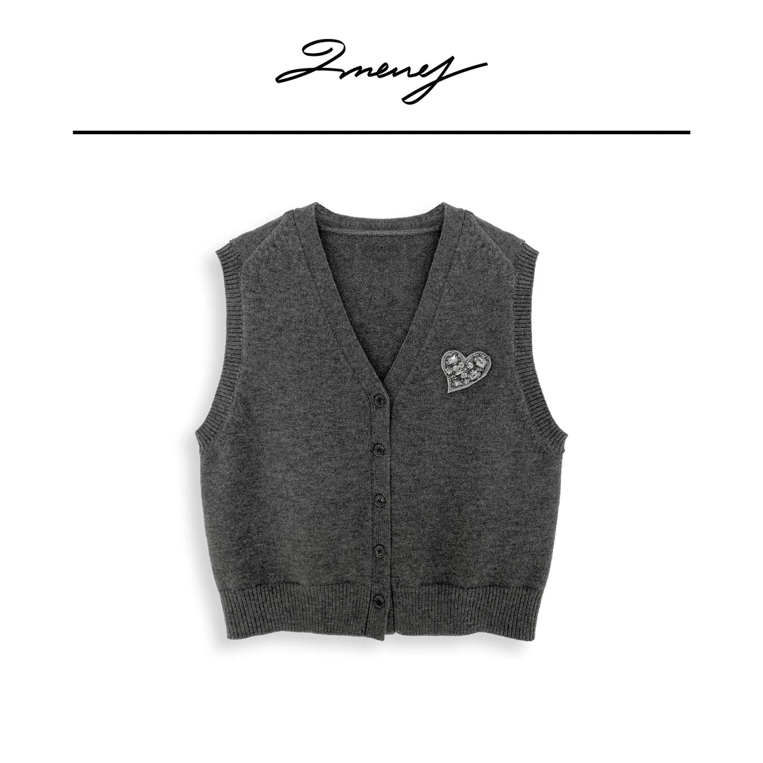 LMENY宝石之心~爱心镶钻单排扣V领针织马甲24DM020