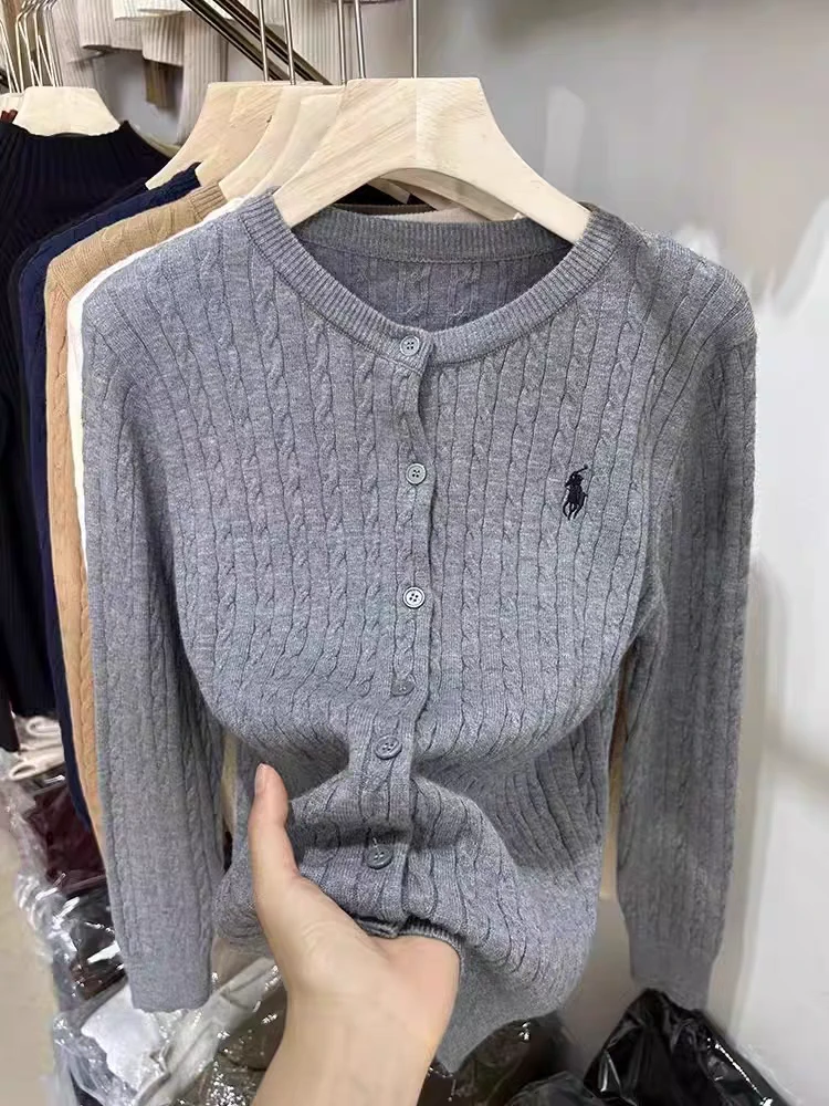 058大码麻花针织外套女设计感短款刺绣打底开衫显瘦纯色