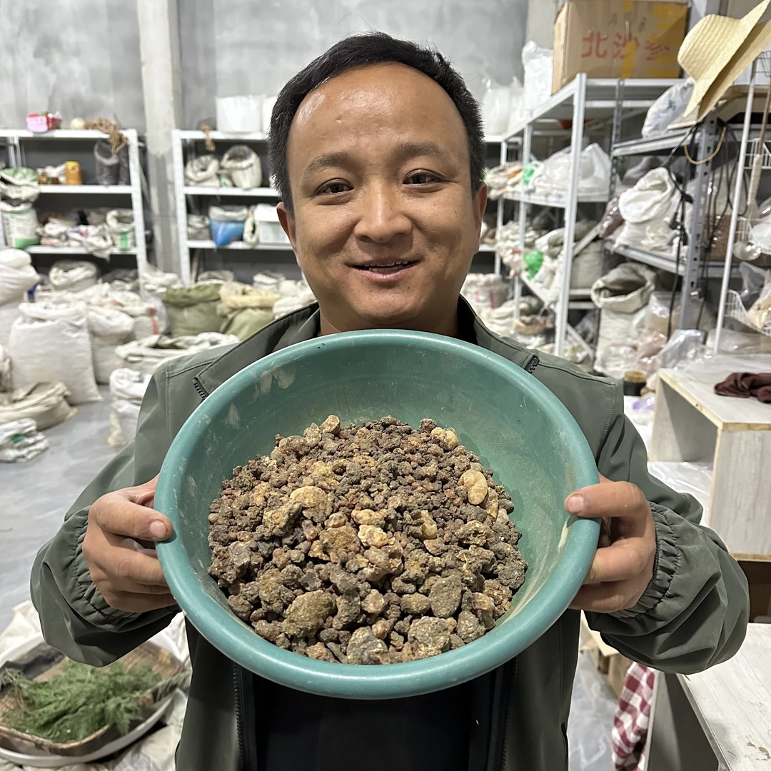 没药 天然没药 生的大小颗粒都有