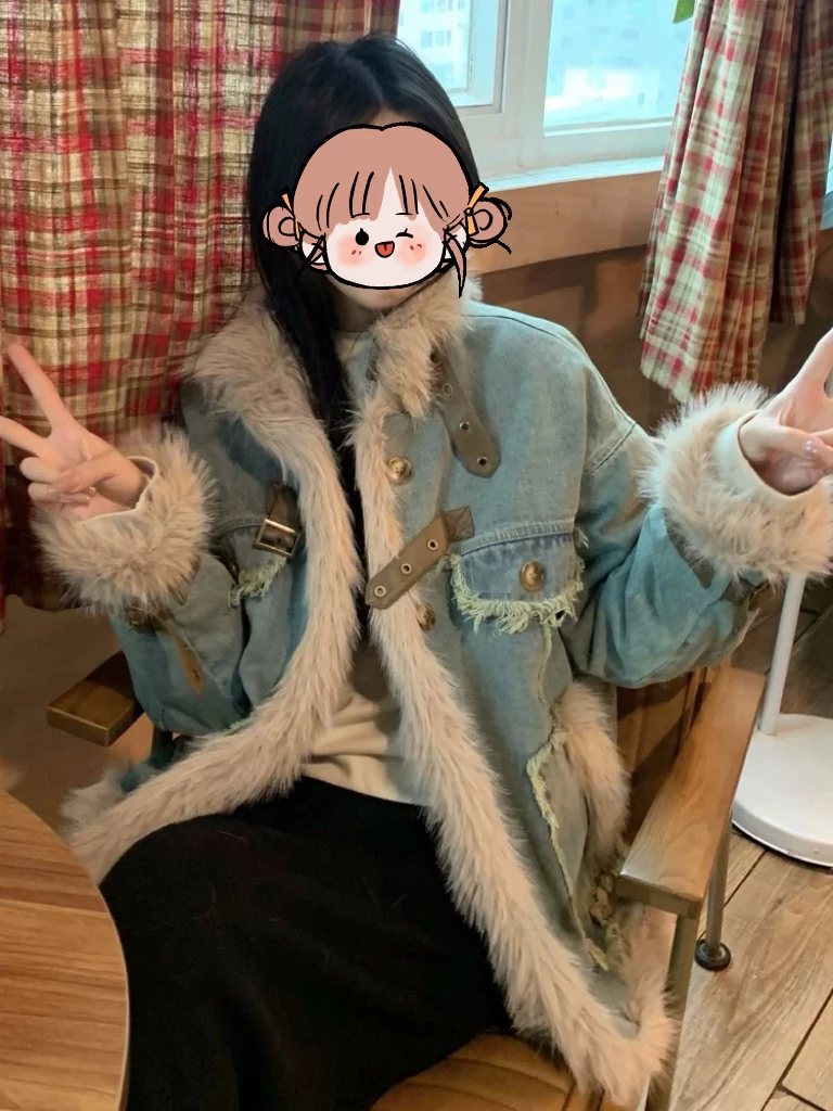 牛仔毛毛外套女秋冬2024新款宽松加厚高级感拼接复古羊羔毛绒棉服