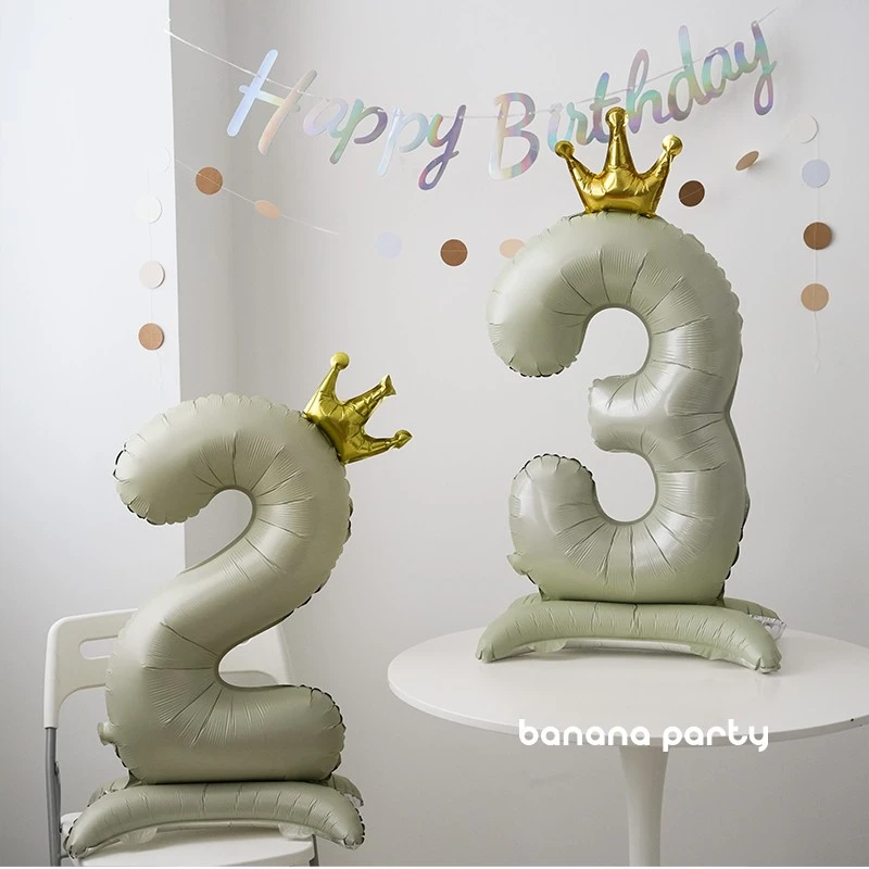 42寸奶油皇冠带底座站立数字气球儿童宝宝生日周岁场景拍照布置