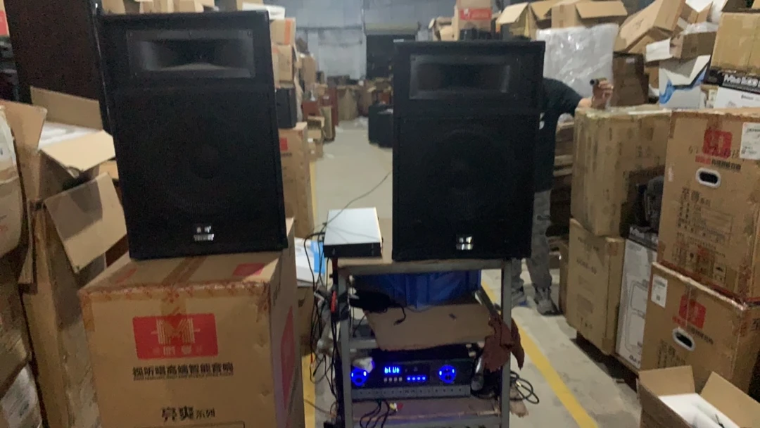 9新  听清楚主播介绍,12寸无源箱一对➕台式一拖二话筒➕功放