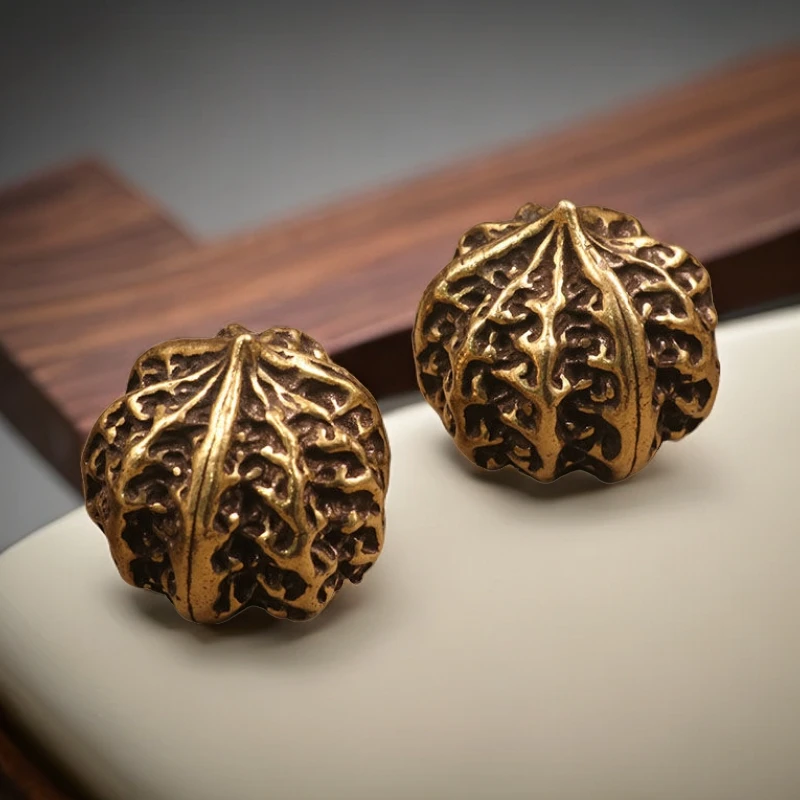 实心纯黄铜核桃手把件文玩解压铜核桃健身球居家茶宠摆件手把件