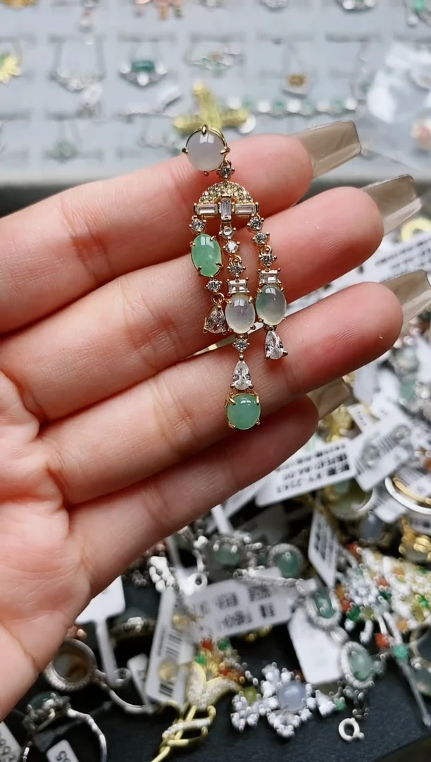 【闪购商品】翡翠颈饰银S925镶嵌......