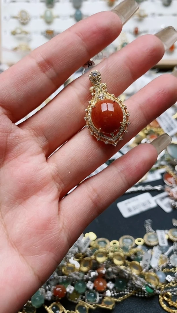 【闪购商品】翡翠颈饰银S925镶嵌.....