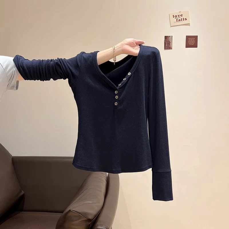 藏蓝色弹力修身显瘦长袖T恤女秋冬季正肩半开领纽扣设计感上衣