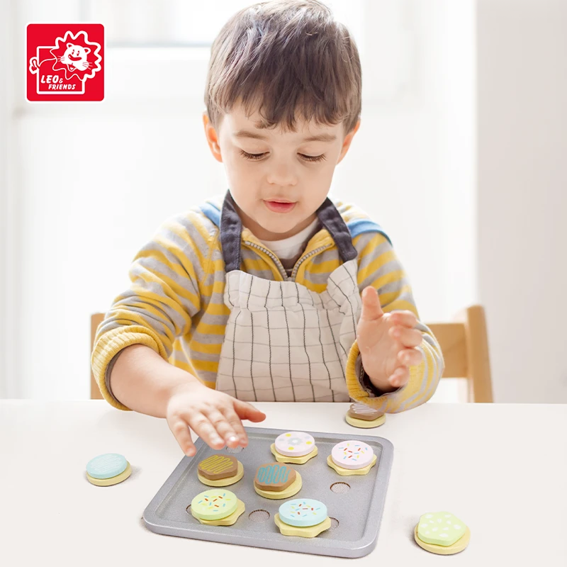 Leo&Friends经典饼干烘焙儿童木制过家家厨房做饭幼儿园仿真玩具