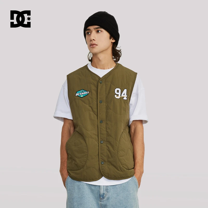 DCSHOES 秋冬款男士个性主题绣章街头潮流棉马夹DC224M2301