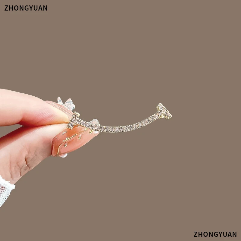 合金胸针 大号微笑别针女防走光扣精致小胸针气质胸花领口装饰毛