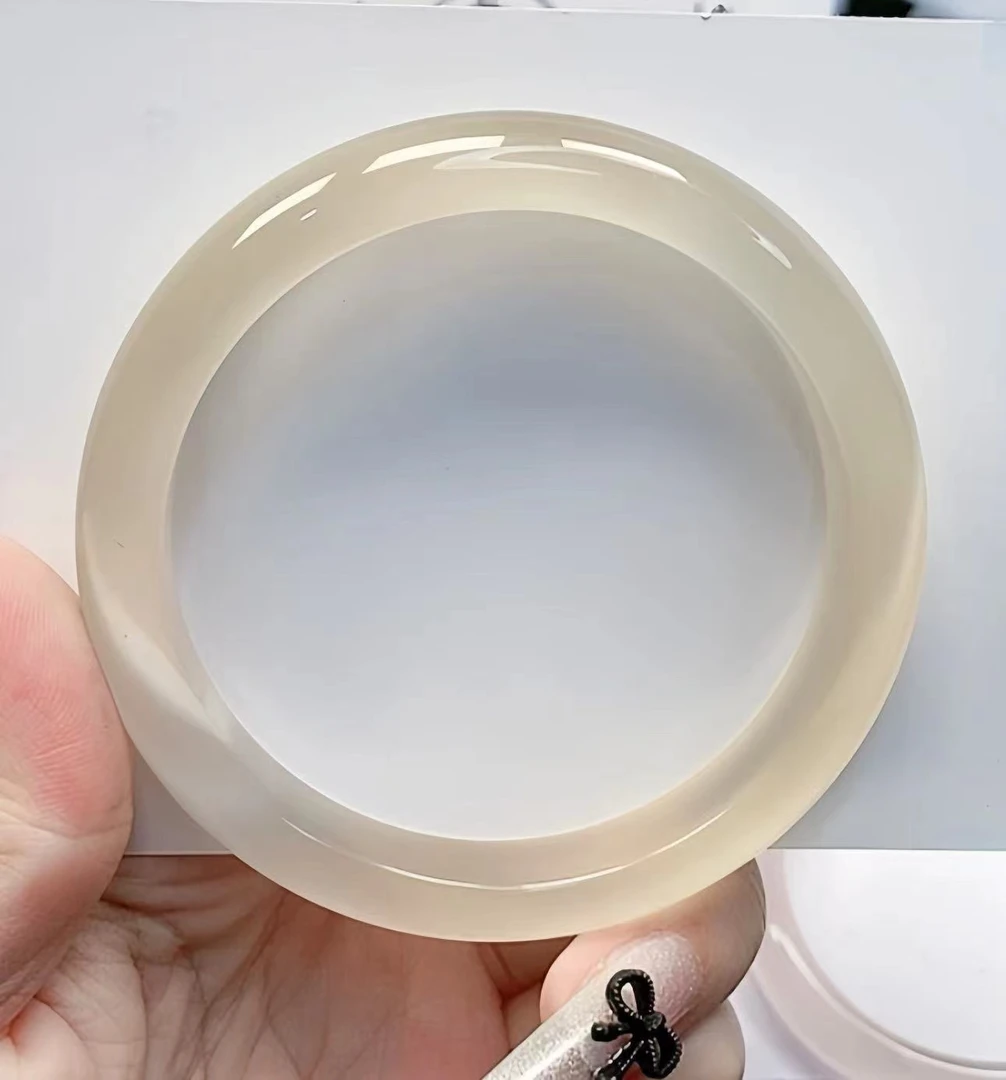 香槟金手镯 高贵优雅冰透 63圈口