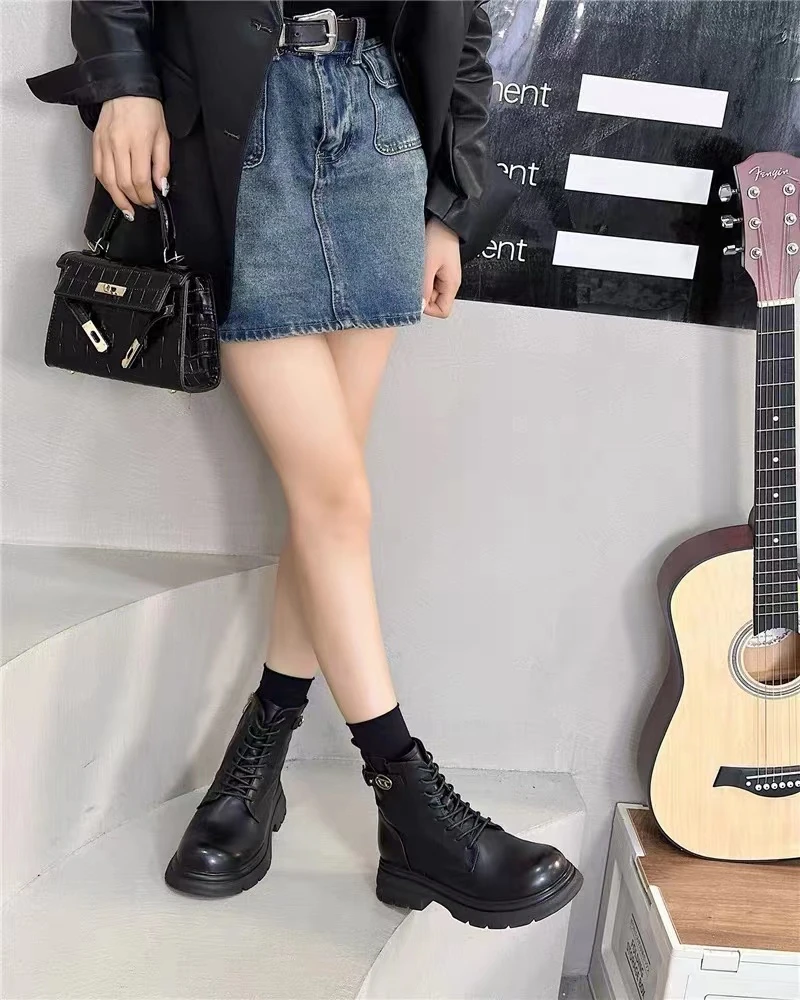 【门店380!!】655-1广州女鞋舒适加绒系带百搭黑色弹力小短靴马丁靴