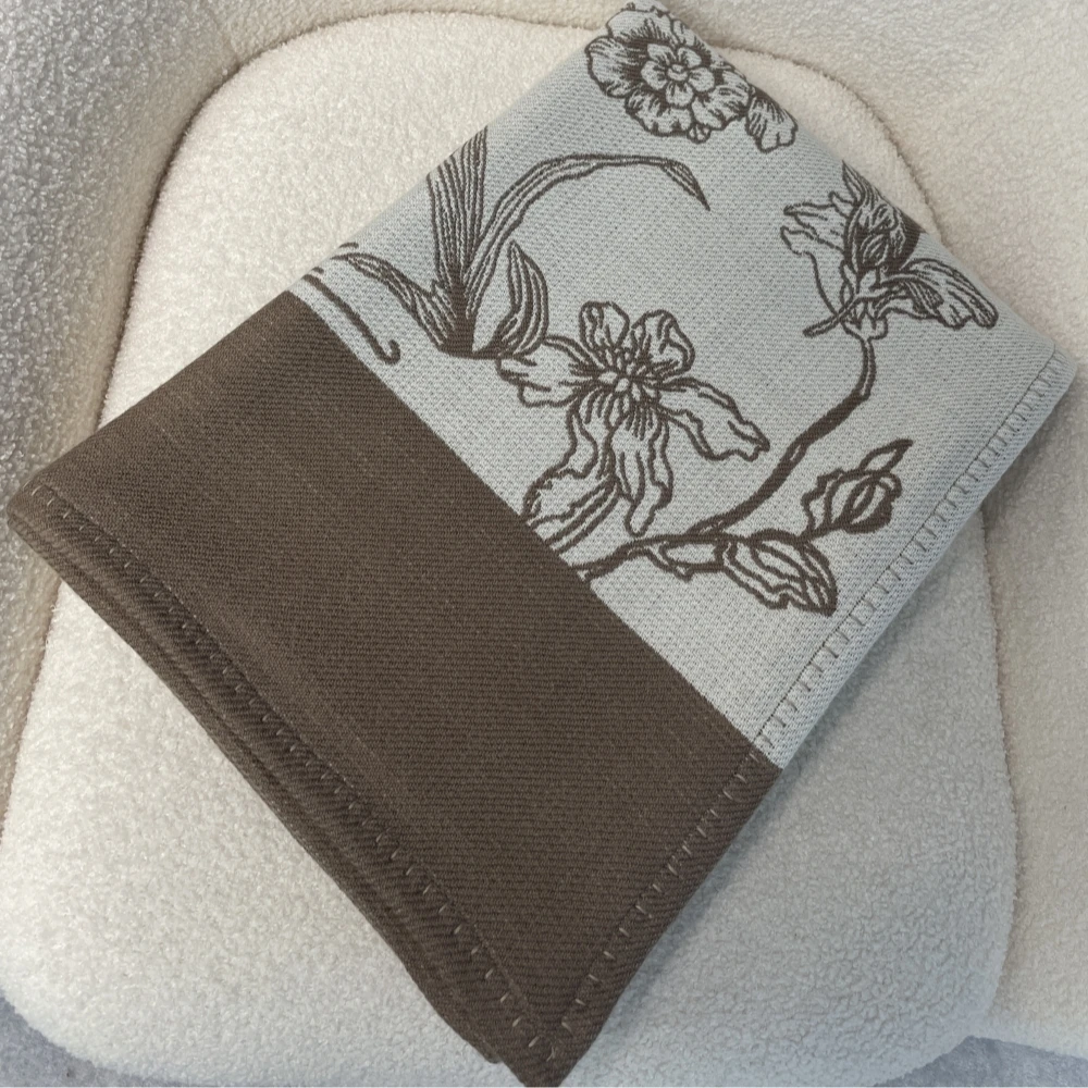 9-14-1生命之树提花披毯