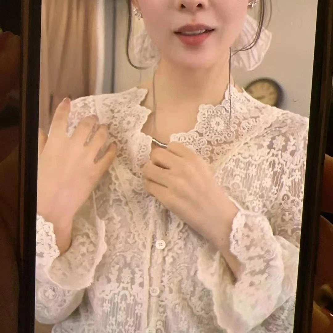 法式镂空设计长袖钩花蕾丝2025新款洋气百搭打底气质上衣时尚