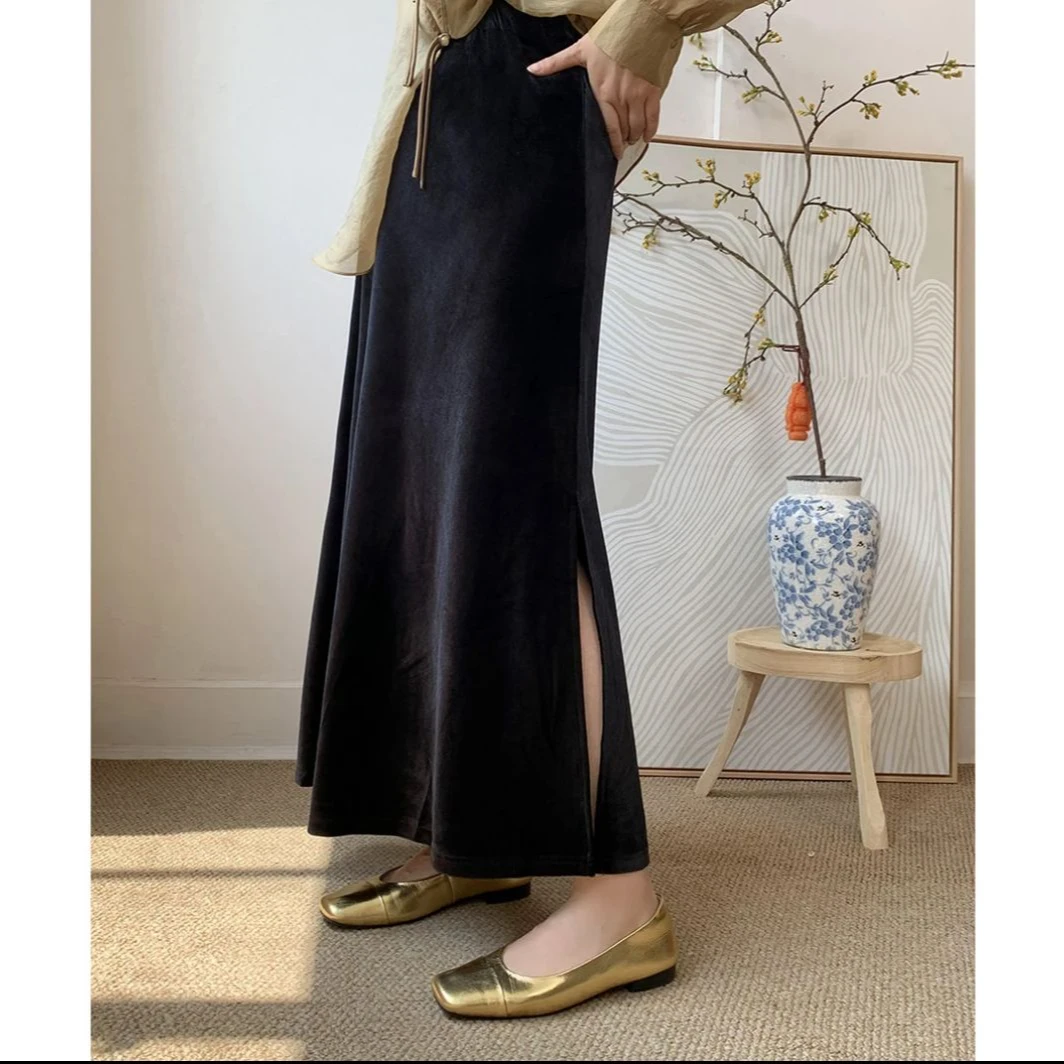 法式丝绒鱼尾裙半身裙女秋新款高腰遮胯宽松小个子开叉气质慵懒风