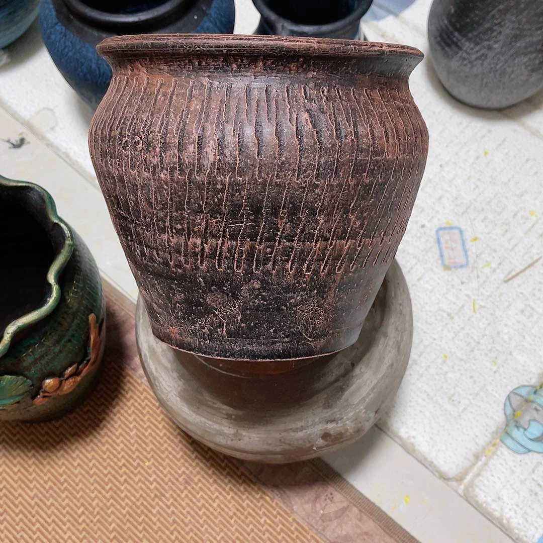 红陶20CM(含)-50CM(不含)十****有孔拍一发二