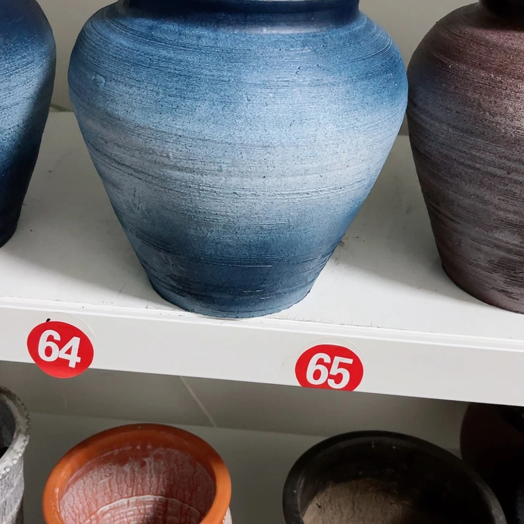 红陶20CM（含）-50CM（不含）是***?无孔