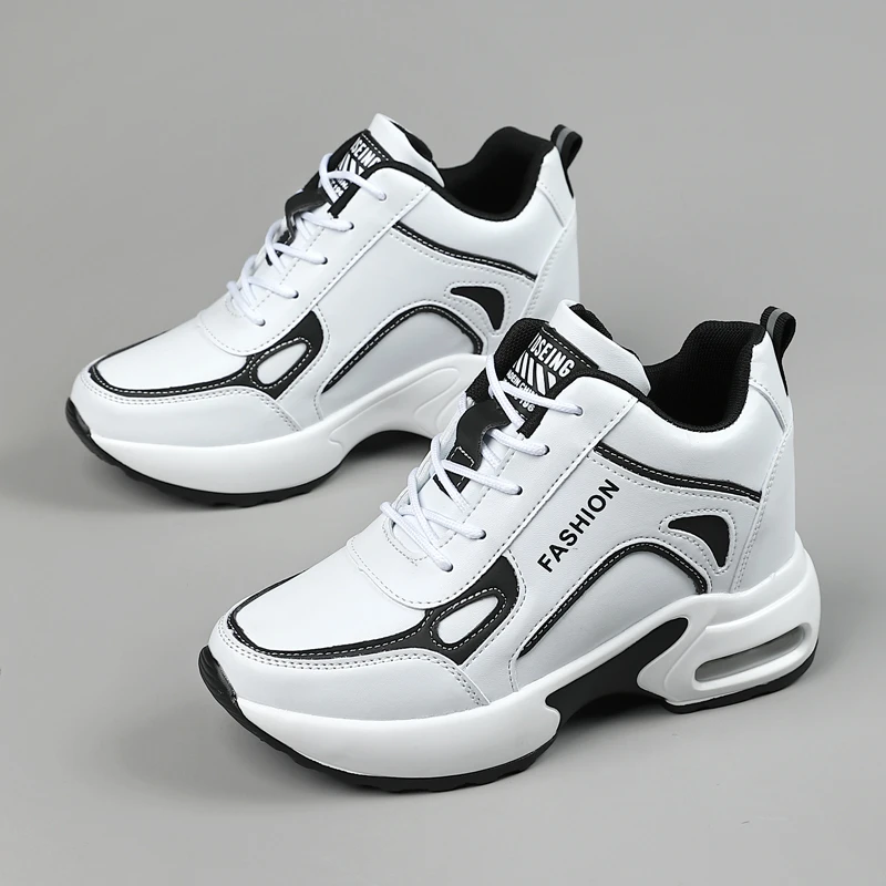 隐形内增高女鞋9cm秋季防水皮面运动鞋白色厚底防滑增高休闲鞋女