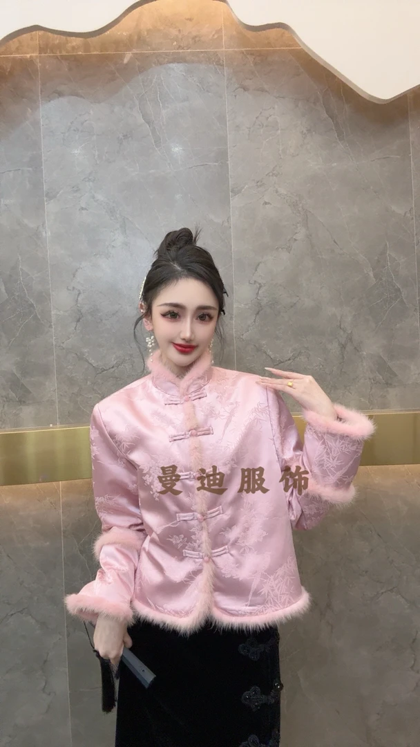 3229新国潮立体刺绣毛毛拼接外套