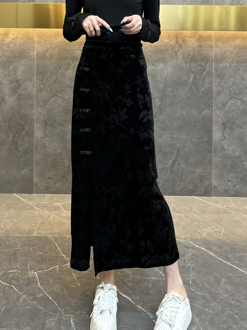 3054新国潮提花刺绣丝绒半身裙