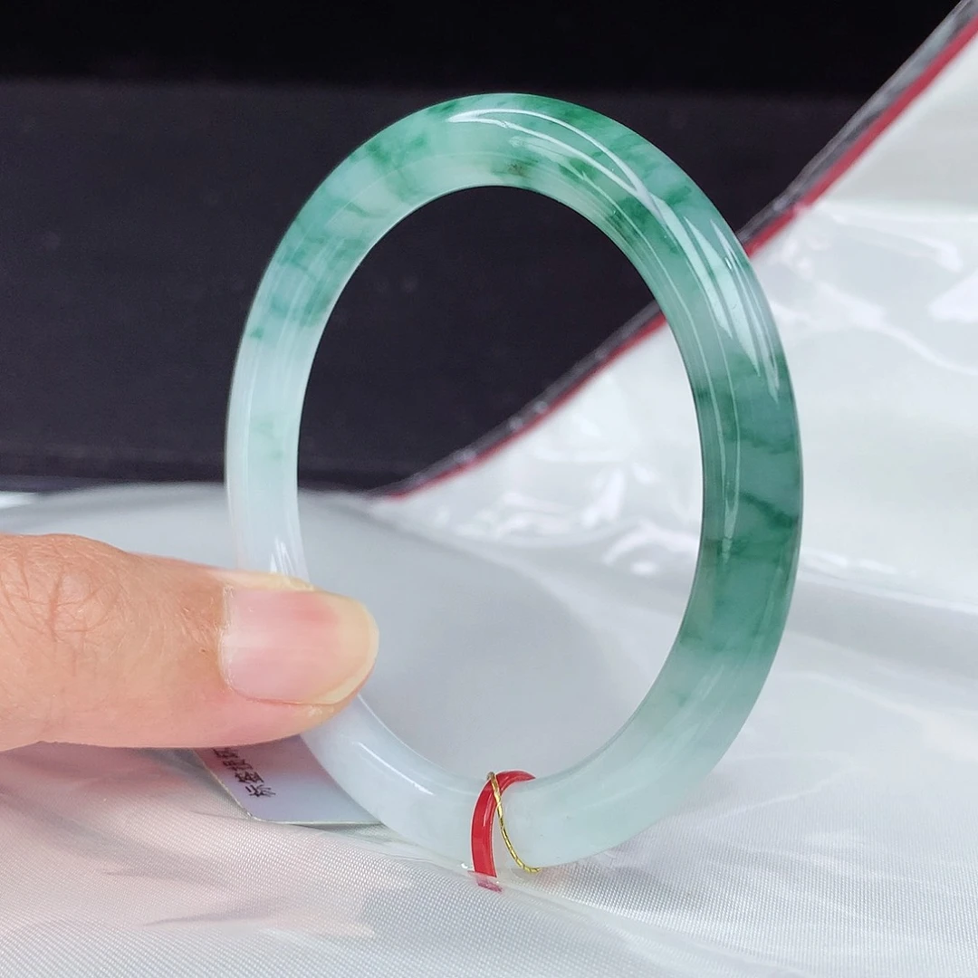 翡翠手镯未镶嵌52圈2398