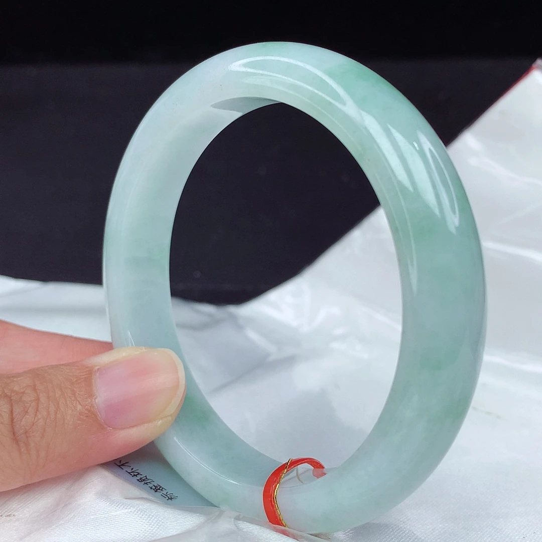 翡翠手镯未镶嵌59圈1849