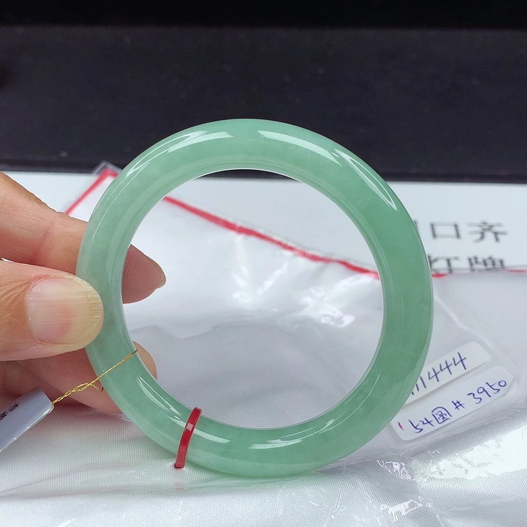 翡翠手镯未镶嵌54圈1444