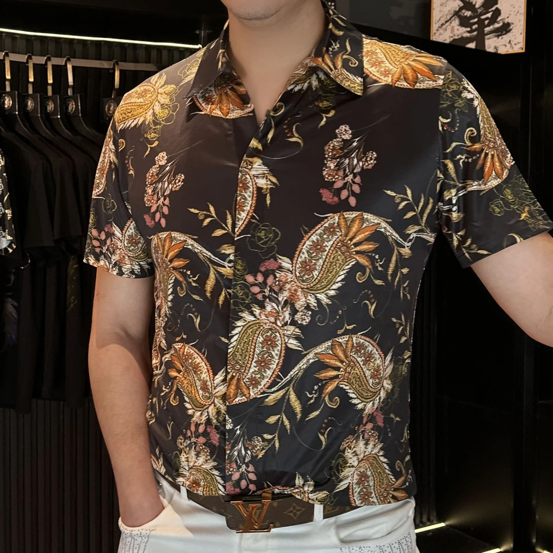 2024年夏季腰果花衬衫时尚欧货印花休闲潮流修身轻奢无痕薄款