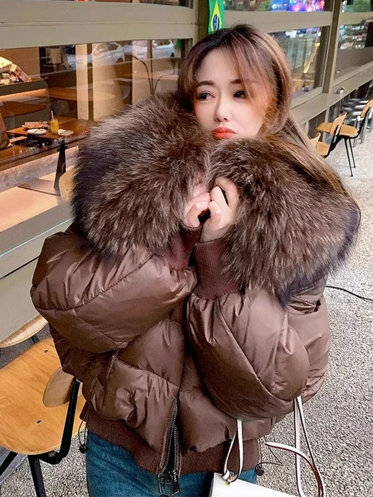 反季新款大毛领白鸭绒羽绒服女短款时尚百搭韩版保暖加厚冬季外套