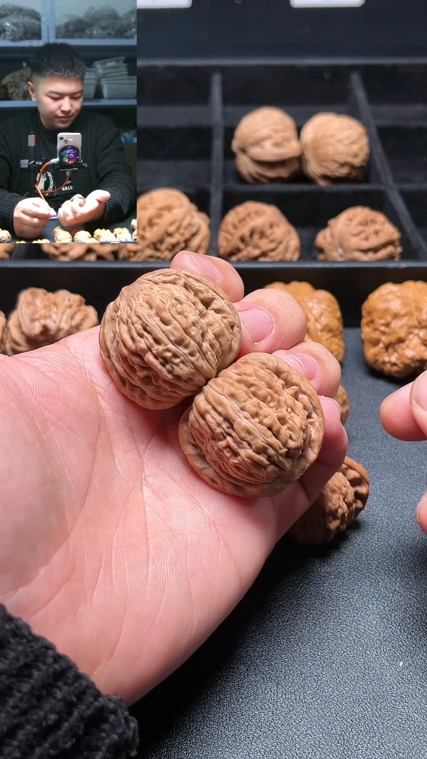 【闪购商品】文玩核桃吊坠37汉高楼