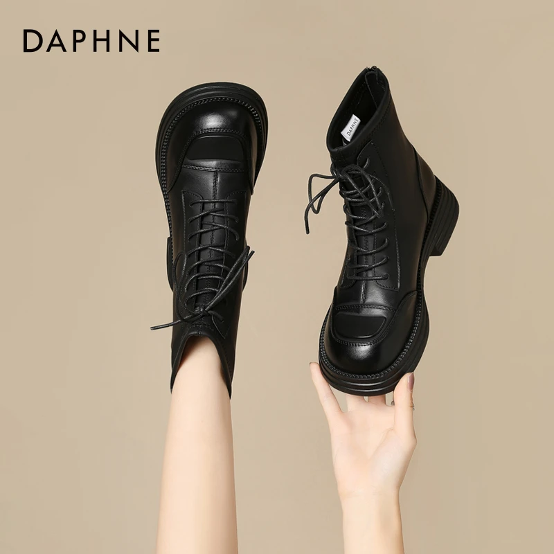 Daphne/达芙妮英伦风马丁靴女2025款式冬季 显瘦单靴复古时尚短靴