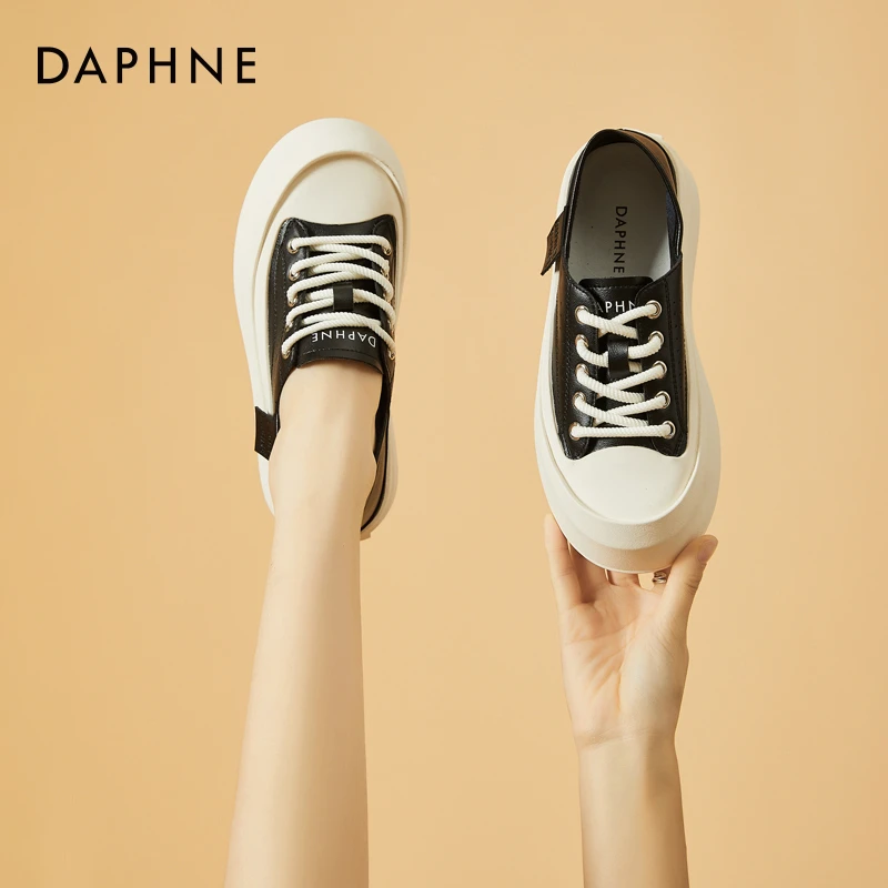 达芙妮厚底小白鞋2025年秋季爆款板鞋增高松糕底两穿时尚休闲女鞋