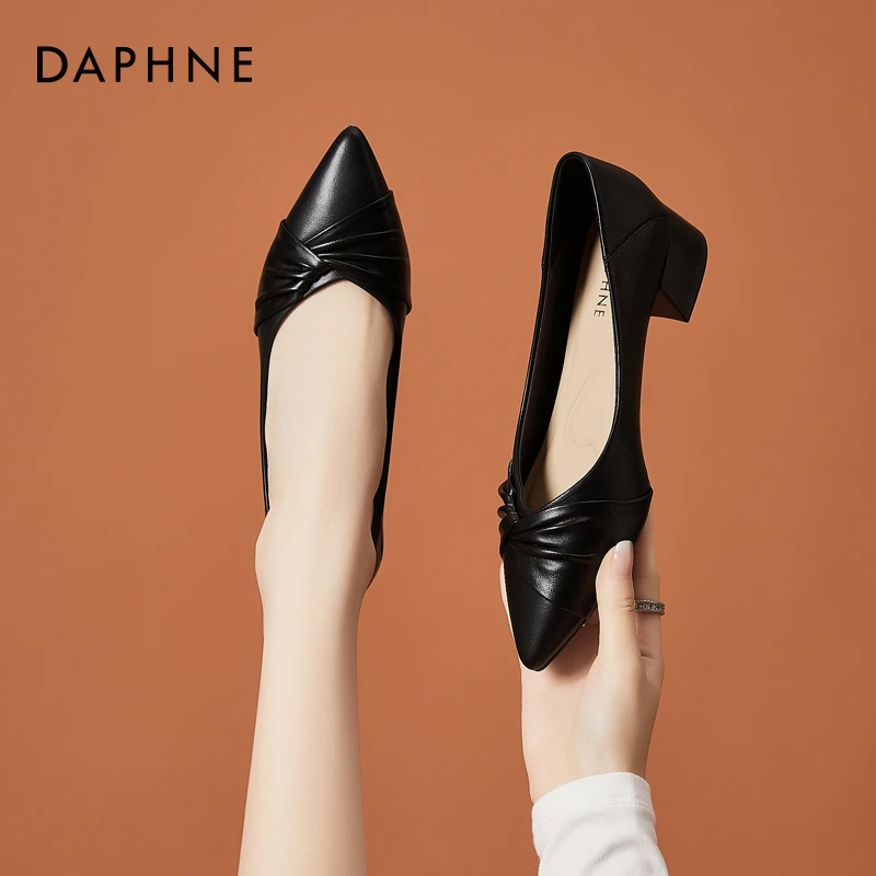 达芙妮秋上新尖头浅口单鞋女2025年舒适一脚蹬粗跟法式通勤女鞋