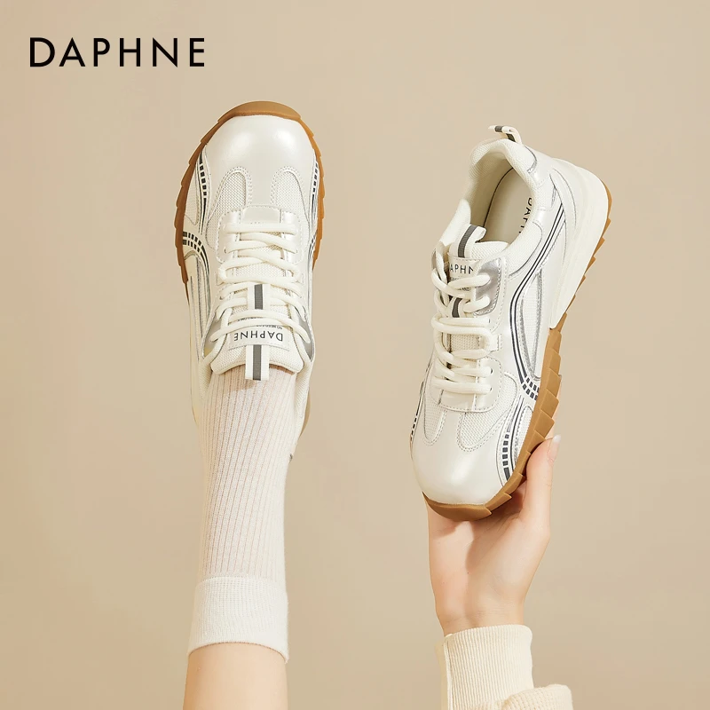 达芙妮秋上新透气网鞋女2025软底爆款平底百搭德训鞋休闲运动鞋