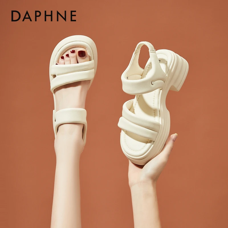 达芙妮女士厚底增高休闲凉鞋2025夏季新款小个子百搭松糕底凉鞋女