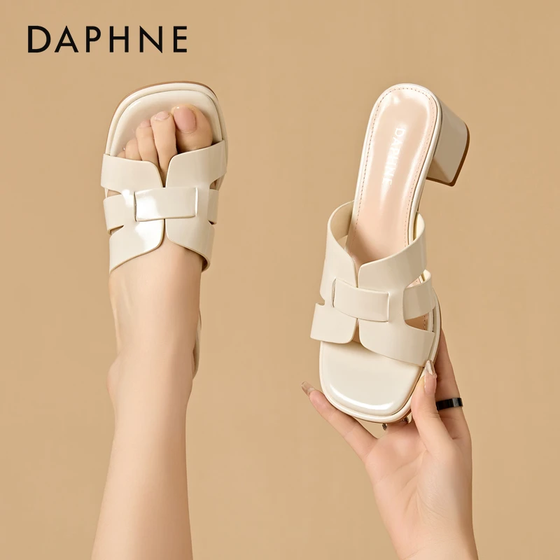 达芙妮法式外穿凉拖一字拖女2025夏季年新款百搭海边时尚中跟拖鞋