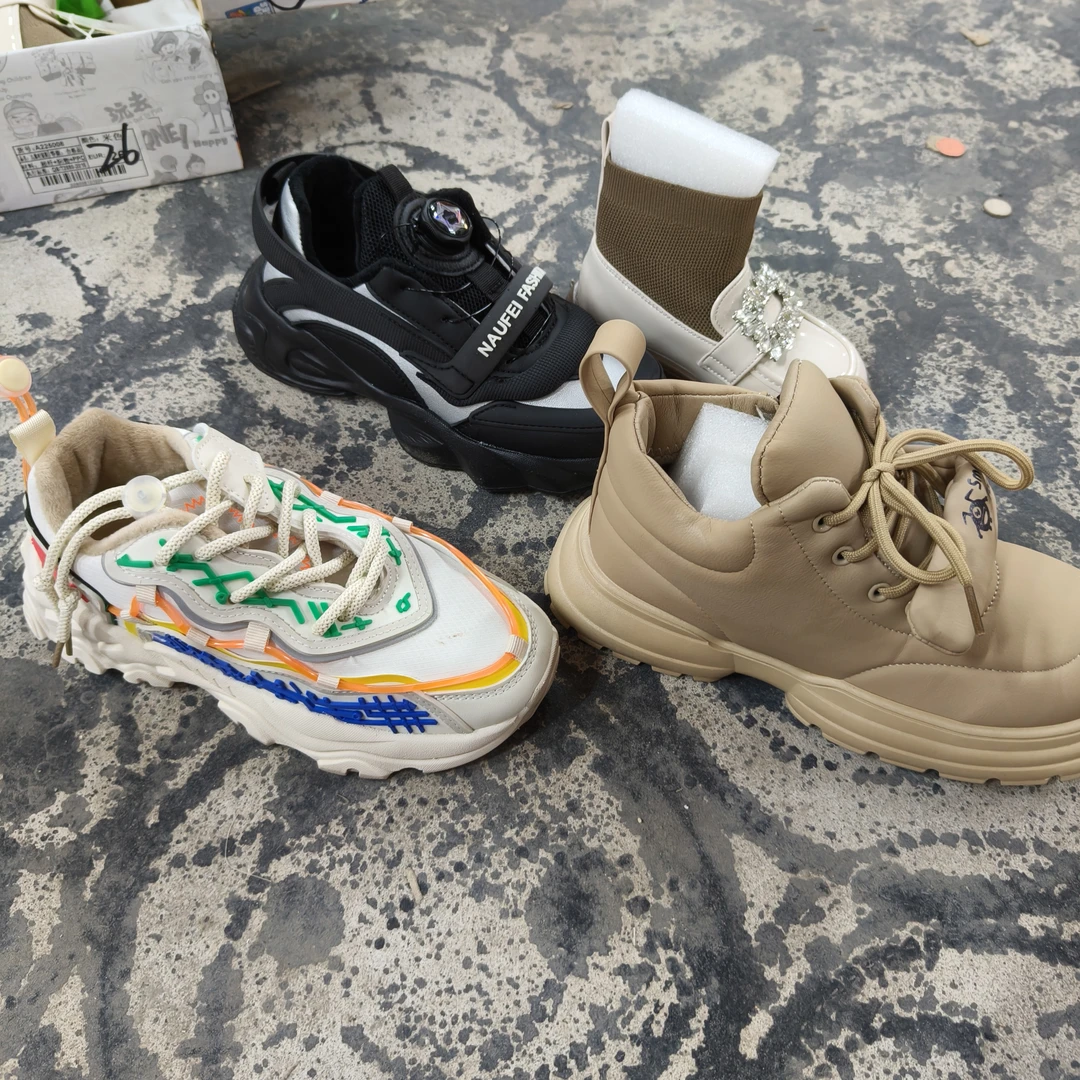 DT 594时尚运动童鞋（略有瑕疵）