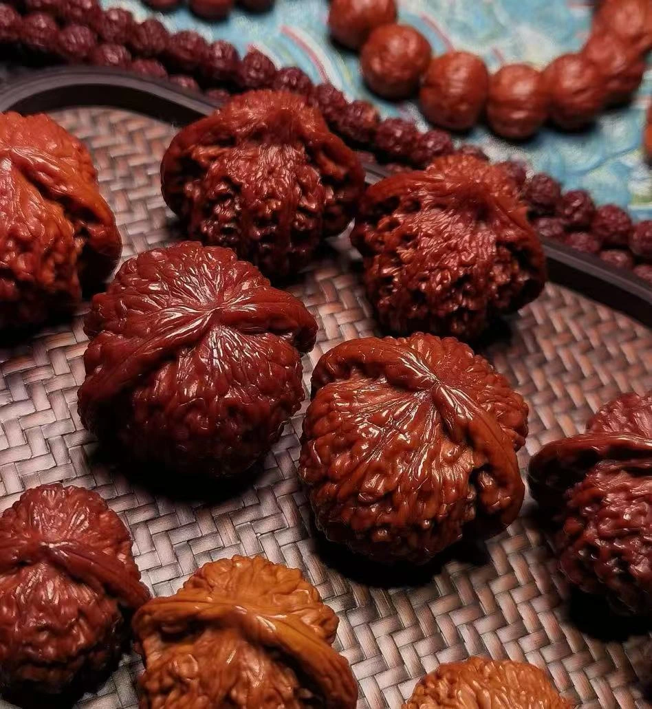 精选文玩核桃白狮子31-32