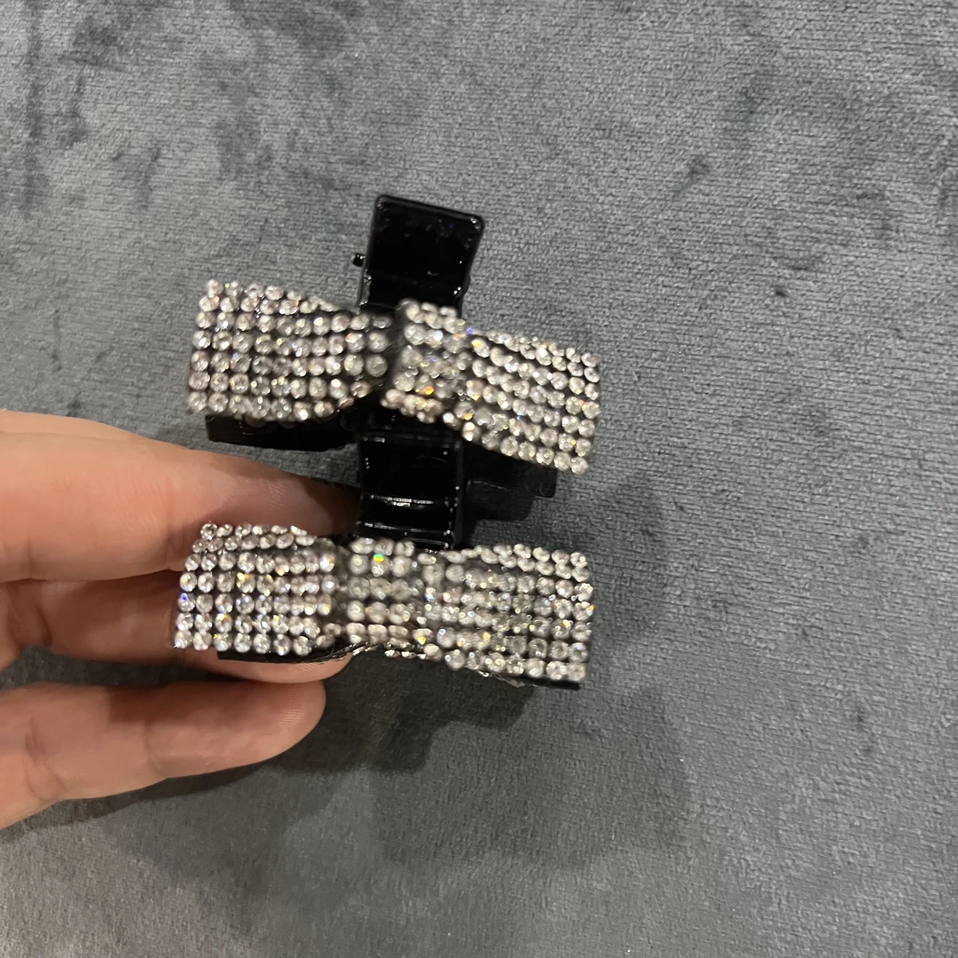 原创时尚百搭点钻对抓250