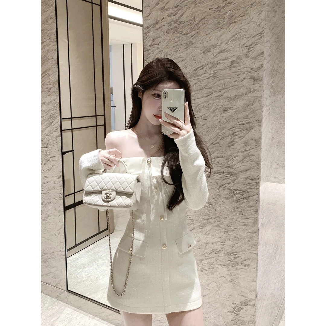 【小白花】甜美重工一字肩小香风收腰长袖连衣裙女显瘦气质白色短款