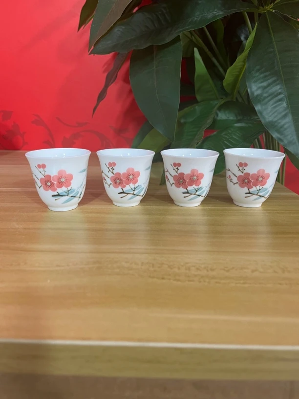 景德镇陶瓷 手工手绘翠竹红梅茶杯 滑石子胎 单个的价格