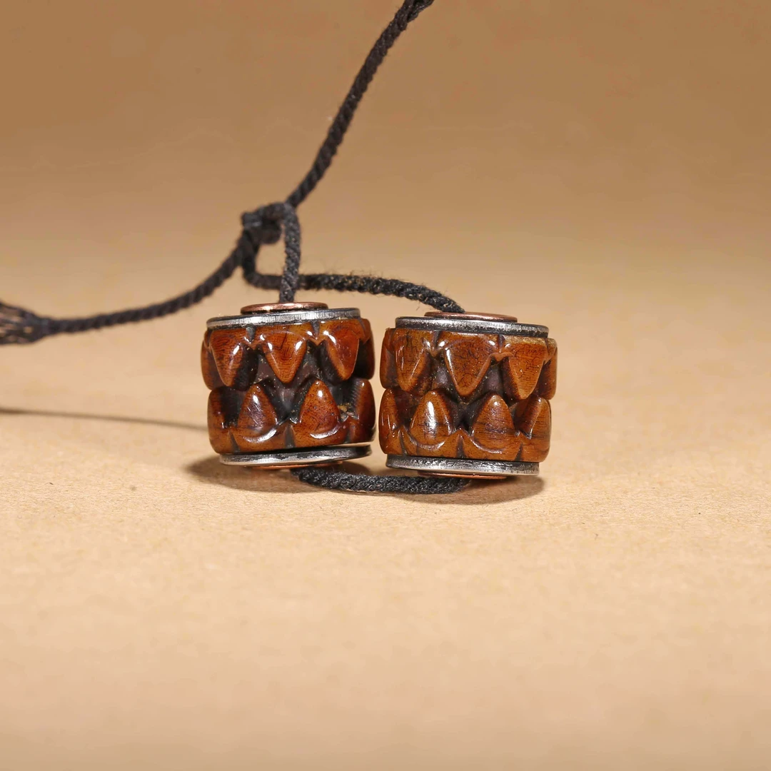 【济文阁】JFYG20104403民国 嵌银对珠