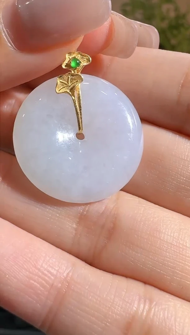 【闪购商品】翡翠颈饰18K金镶嵌平安扣