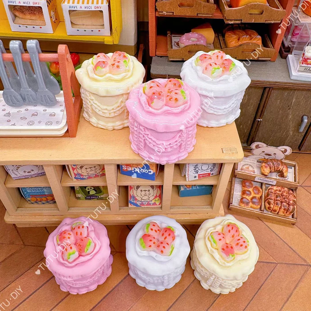 【TUTU定制 】草莓奶霜巴斯克-DIY食玩树脂配件