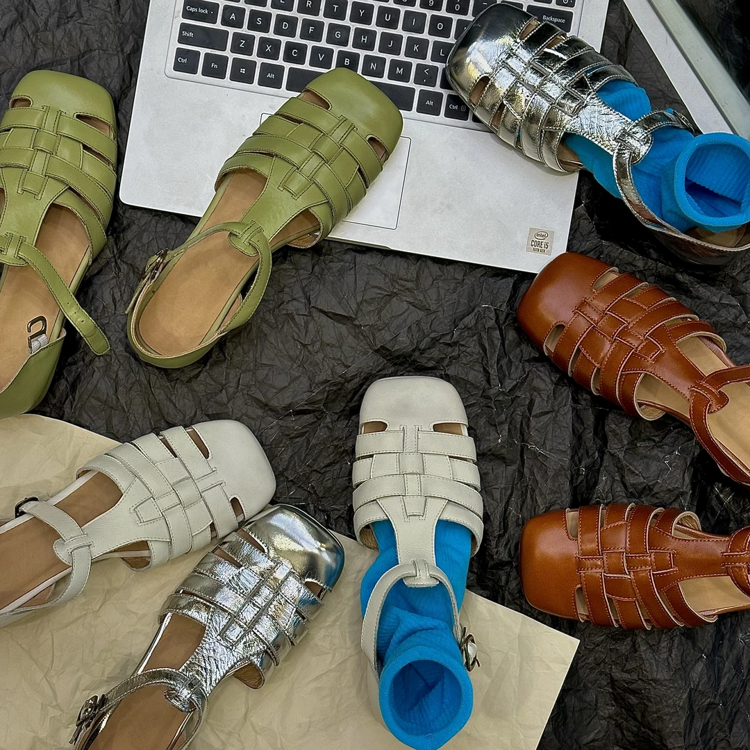 【王二今】牛皮/3CM/平底方头超软编织镂空简约罗马猪笼凉鞋女夏季