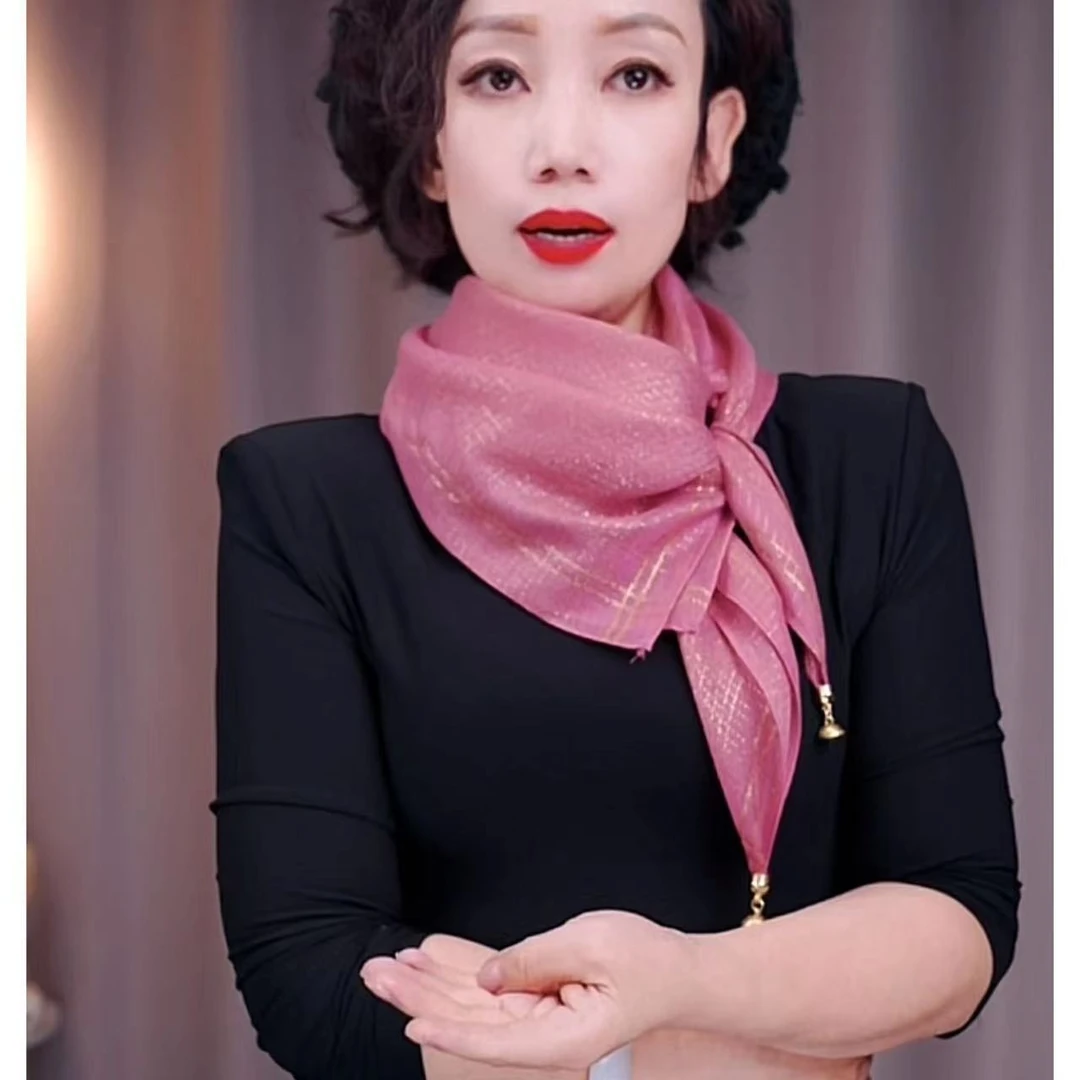 女士时尚2023新款冬季高级感秋冬金丝线磁扣围巾方巾丝巾网红时尚