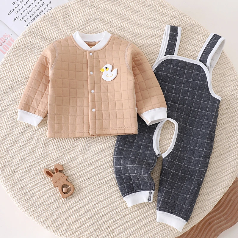 无骨婴儿保暖背带裤套装宝宝开档裤子夹棉空气棉春秋天衣服外套