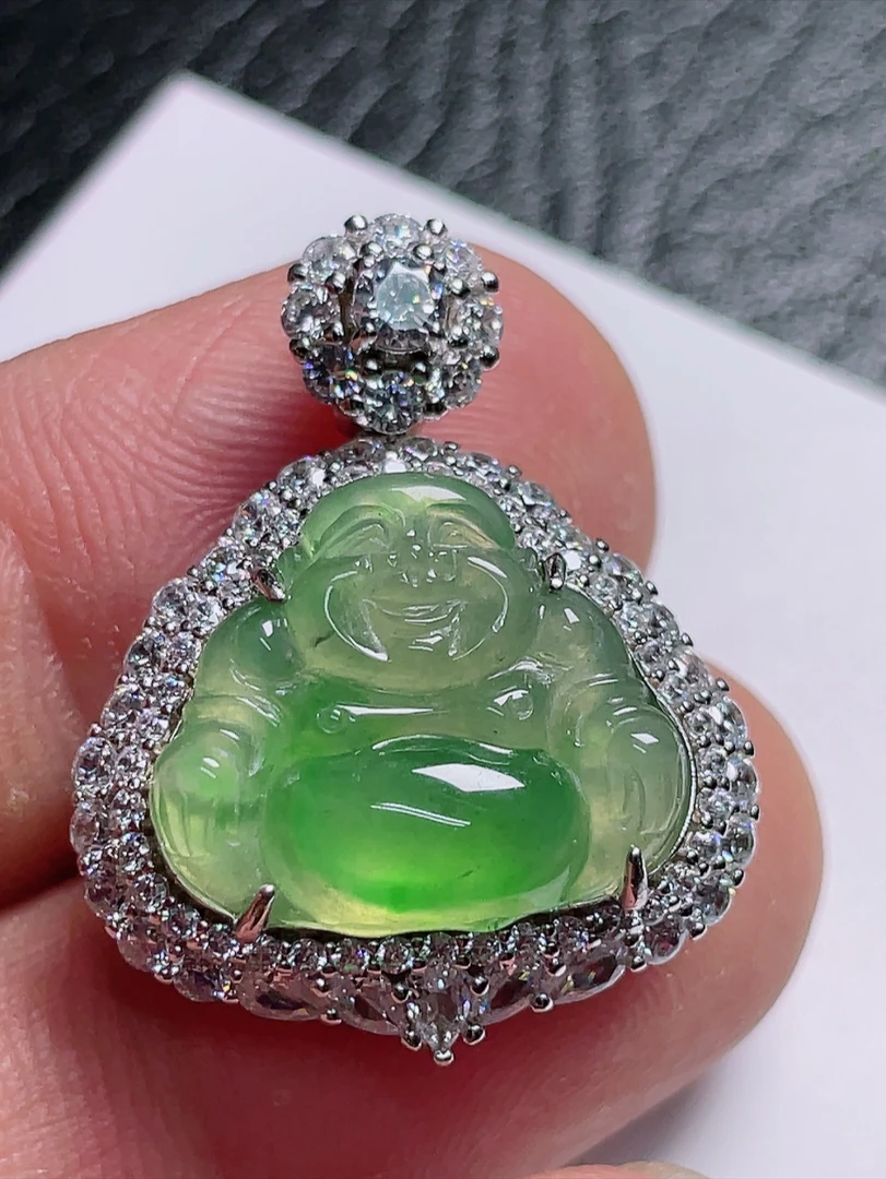 （缅甸翡翠A货）925银镶嵌冰种飘绿佛公吊坠（尺寸28-22.3-10.5）