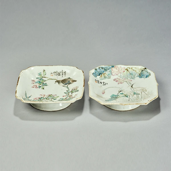 LOT010 清 红栖梧浅绛彩供碗两只【古董拍卖】