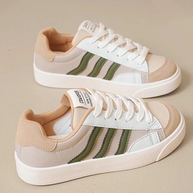 超好看小白鞋女鞋2025新款春季皮面网红爆款平底韩版运动休闲板鞋